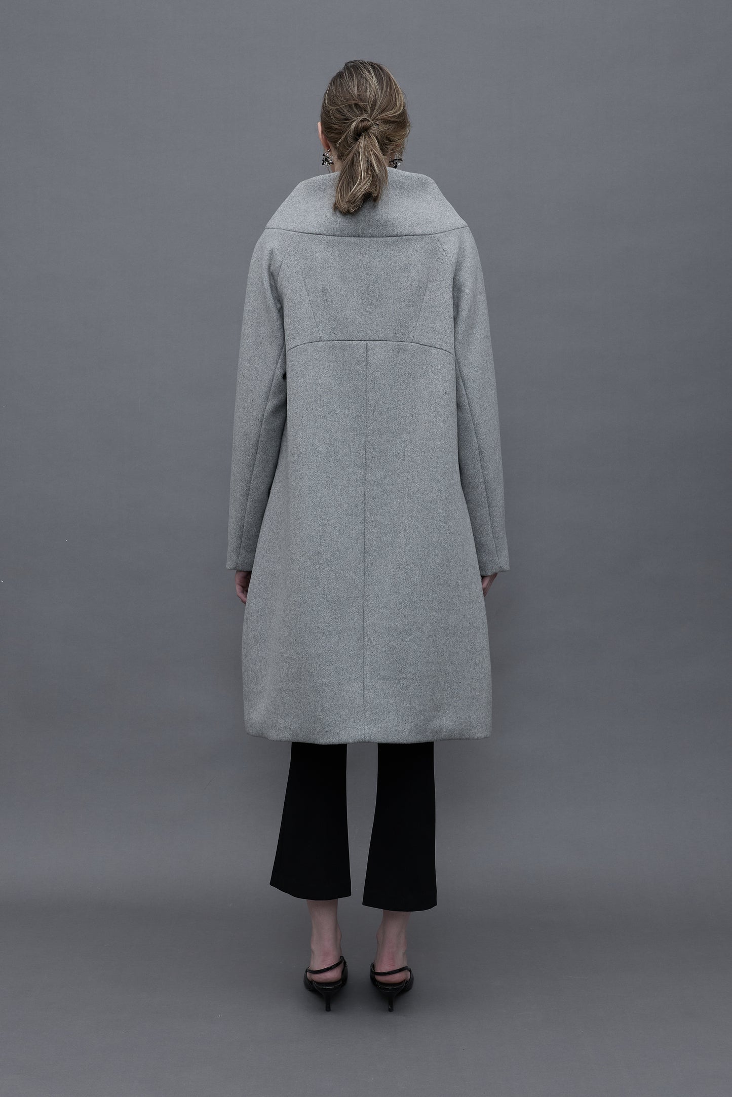 Wide Beck Coat