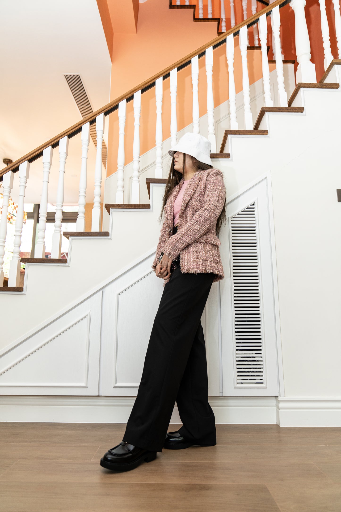 Beautifully frayed tweed making it more playful to a normal blazer.  Designed with a slightly slim fit with notched lapel, slightly flare at hem.   Tailored from a wool-blend single-breasted silhouette, with pretty pink blush hues.